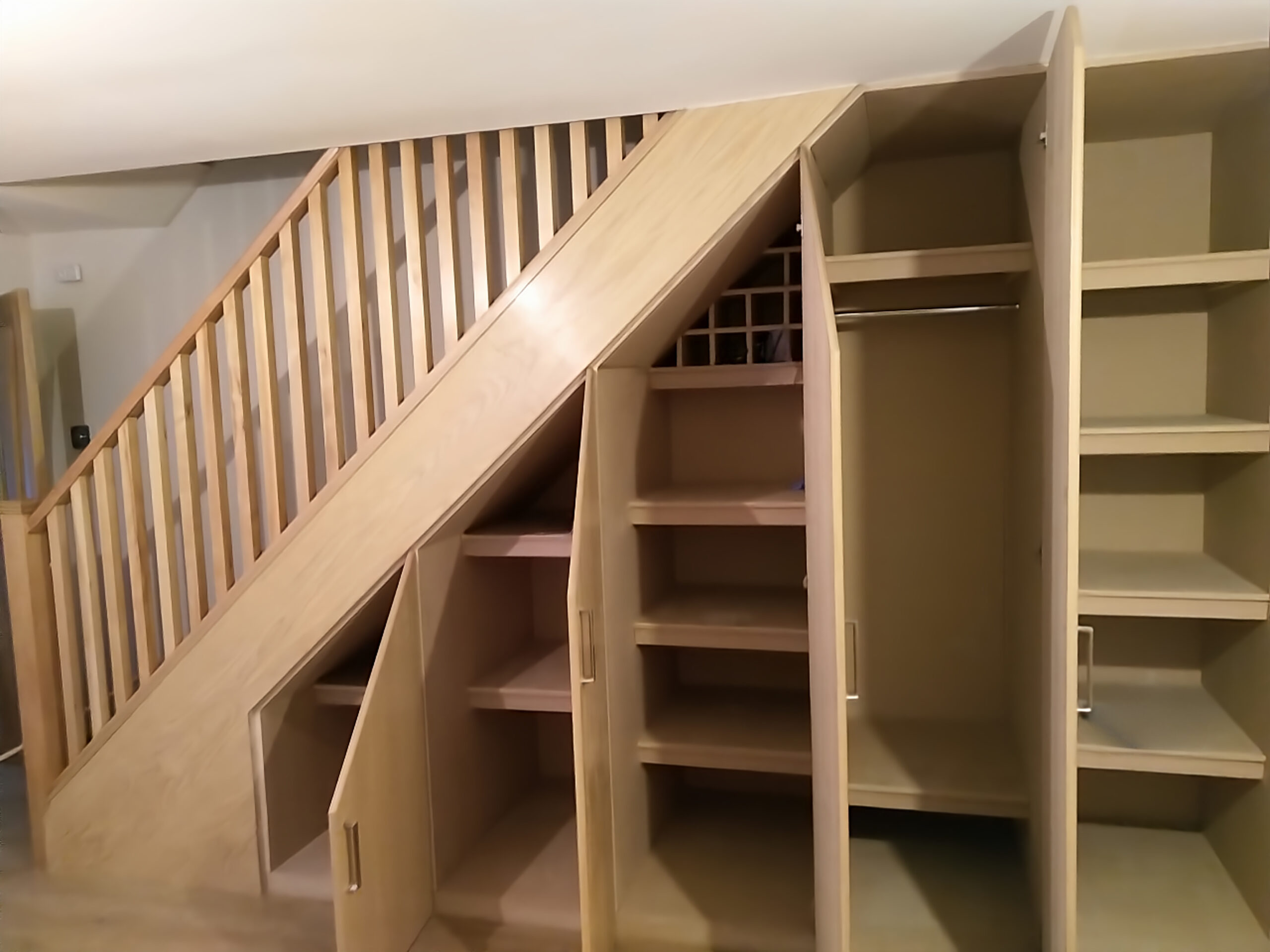 5 Best Cabinet Makers in Glasgow - Find custom storage for your home